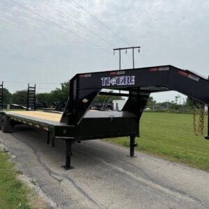 2025 TIGERTX 102" X 30' GOOSENECK TRAILER W/ DRIVE OVER FENDERS, STAND UP RAMPS, 18PLY TIRES, 20,000 GVWR