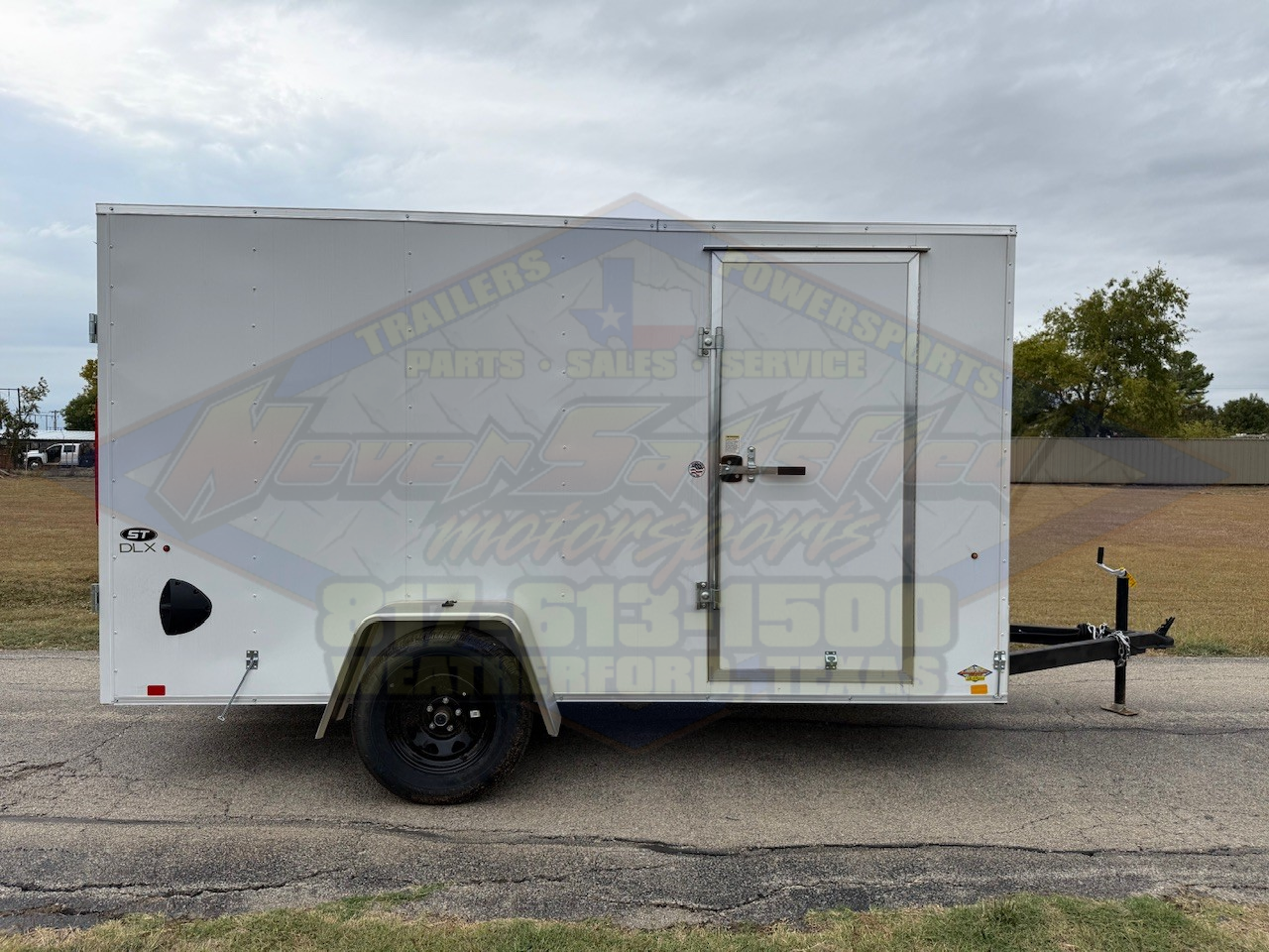 2026 LOOK 6' X 12' SINGLE AXLE ENCLOSED CARGO TRAILER W/ REAR DOUBLE DOORS, SPARE, WHITE 2,990 GVWR - Image 3