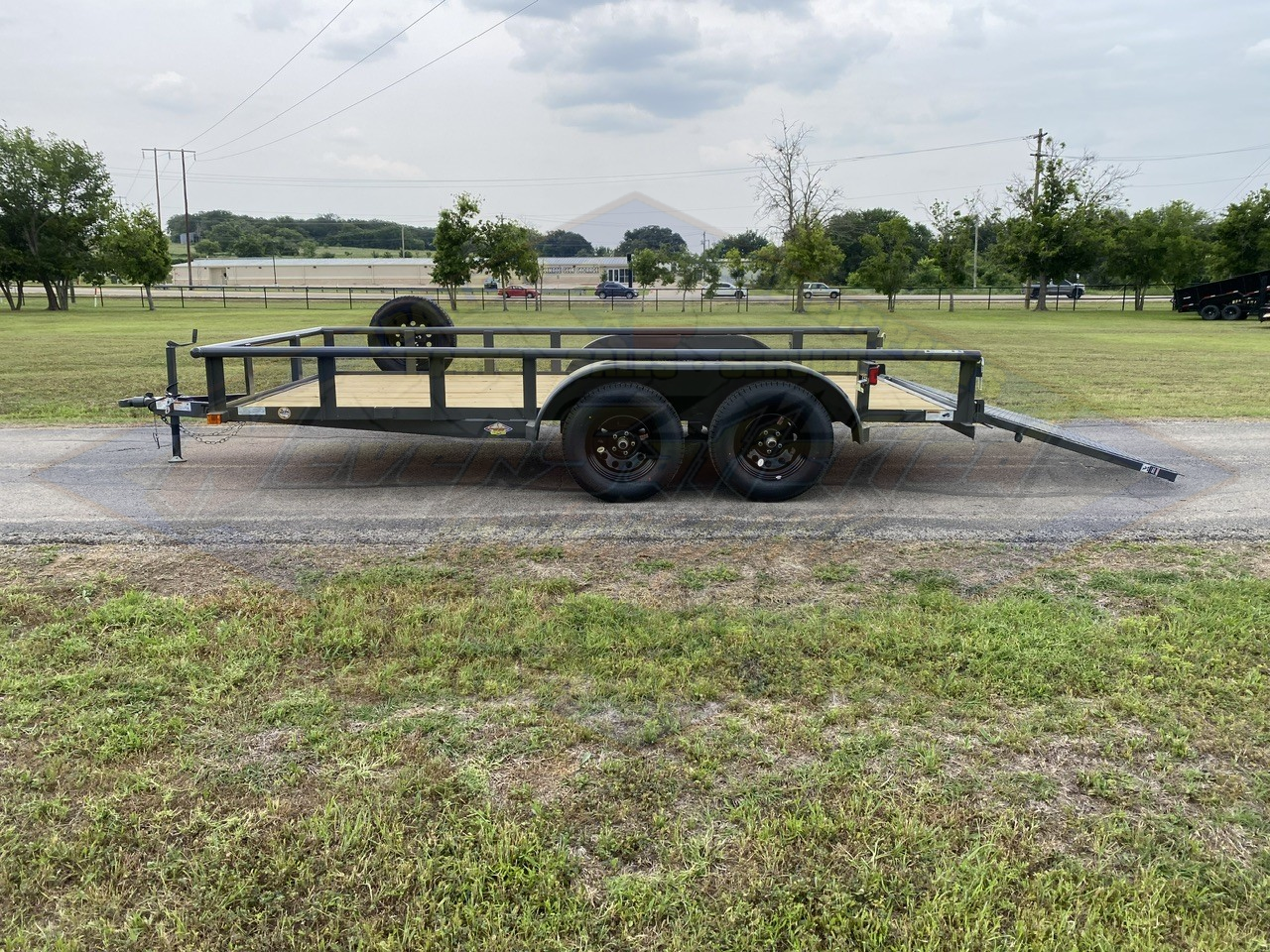 2026 TOP HAT 83″ X 14′ PIPE TOP UTILITY TRAILER WITH 4′ SPRING ASSIST RAMP GATE, SPARE 7,000-GVWR-GRAY - Image 6