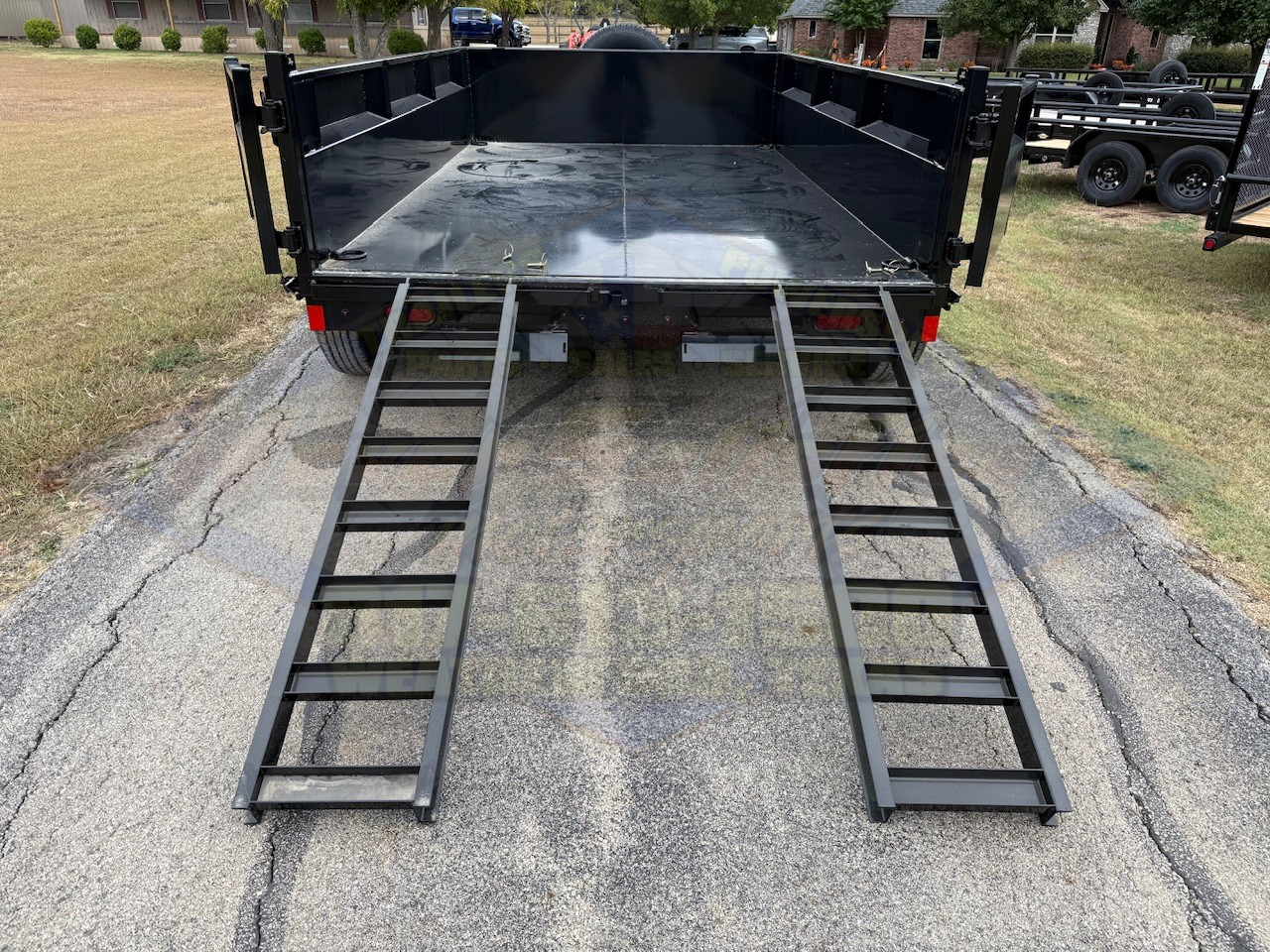 2025 DELCO 83" X 12' DUMP TRAILER WITH TARP, RAMPS AND SPARE 14,000 GVWR - Image 8