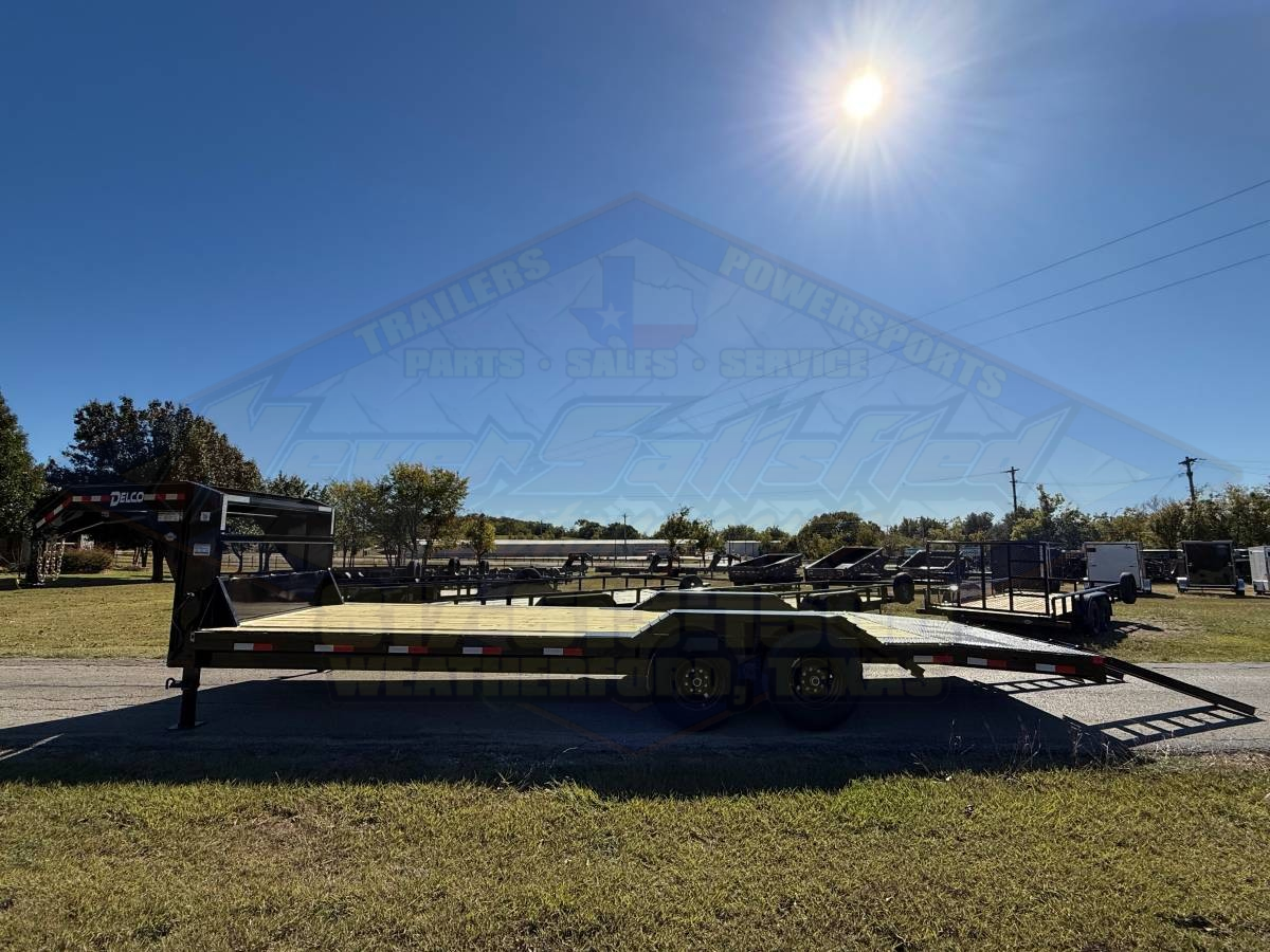 2026 DELCO 102" X 24' GOOSENECK FLATBED TRAILER W/DRIVE OVER FENDERS, SLIDE IN RAMPS, AND SPARE 14K-GVWR - Image 8