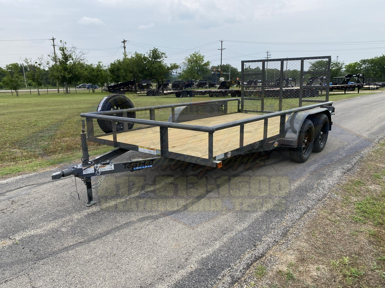 2026 TOP HAT 83″ X 14′ PIPE TOP UTILITY TRAILER WITH 4′ SPRING ASSIST RAMP GATE, SPARE 7,000-GVWR-GRAY - Image 9