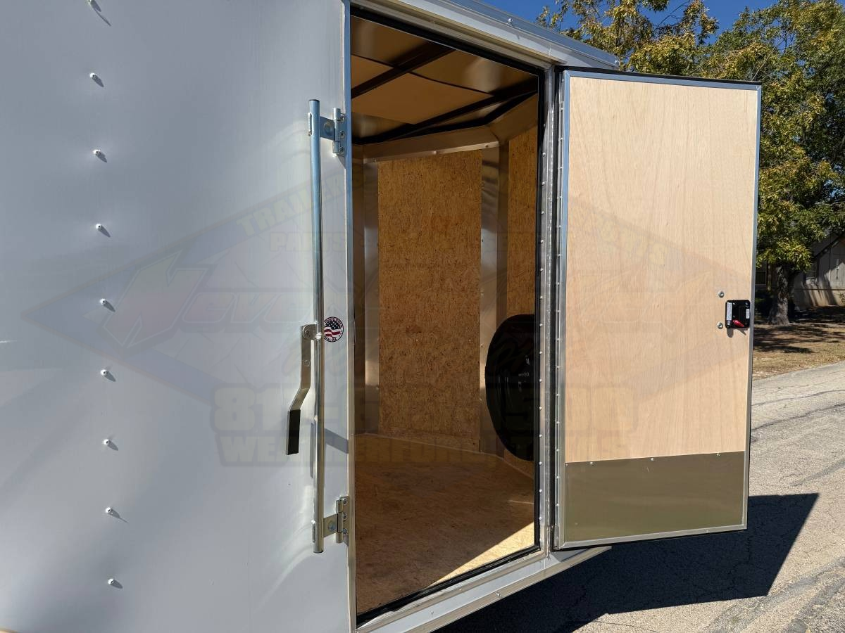 2026 LOOK 6' X 12' SINGLE AXLE ENCLOSED CARGO TRAILER W/ REAR DOUBLE DOORS, SPARE, WHITE 2,990 GVWR - Image 11