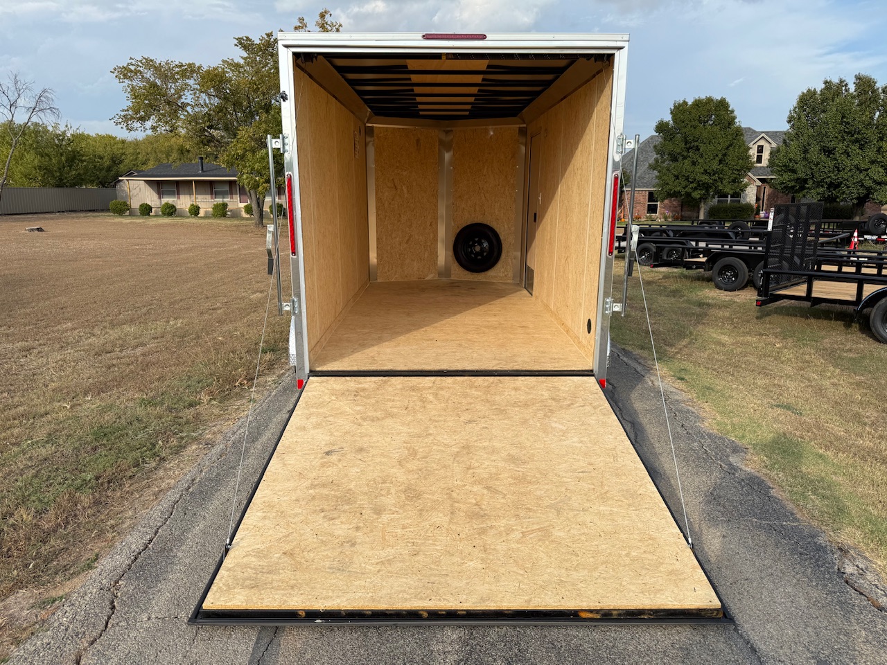 2026 LOOK 7' X 14' TANDEM AXLE ENCLOSED CARGO TRAILER WITH SPARE WHITE 7,000 GVWR - Image 5