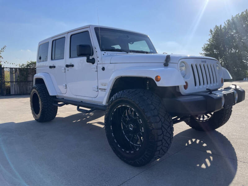 2013 JEEP WRANGLER UNLIMITED SAHARA - Image 5