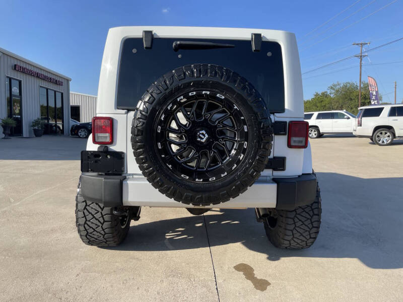 2013 JEEP WRANGLER UNLIMITED SAHARA - Image 8