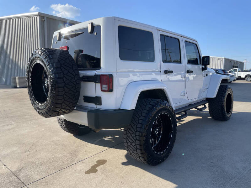 2013 JEEP WRANGLER UNLIMITED SAHARA - Image 9