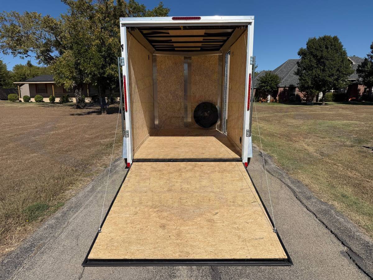 2026 LOOK 6' X 10' SINGLE AXLE ENCLOSED CARGO TRAILER W/ SPARE, WHITE 2,990 GVWR - Image 6