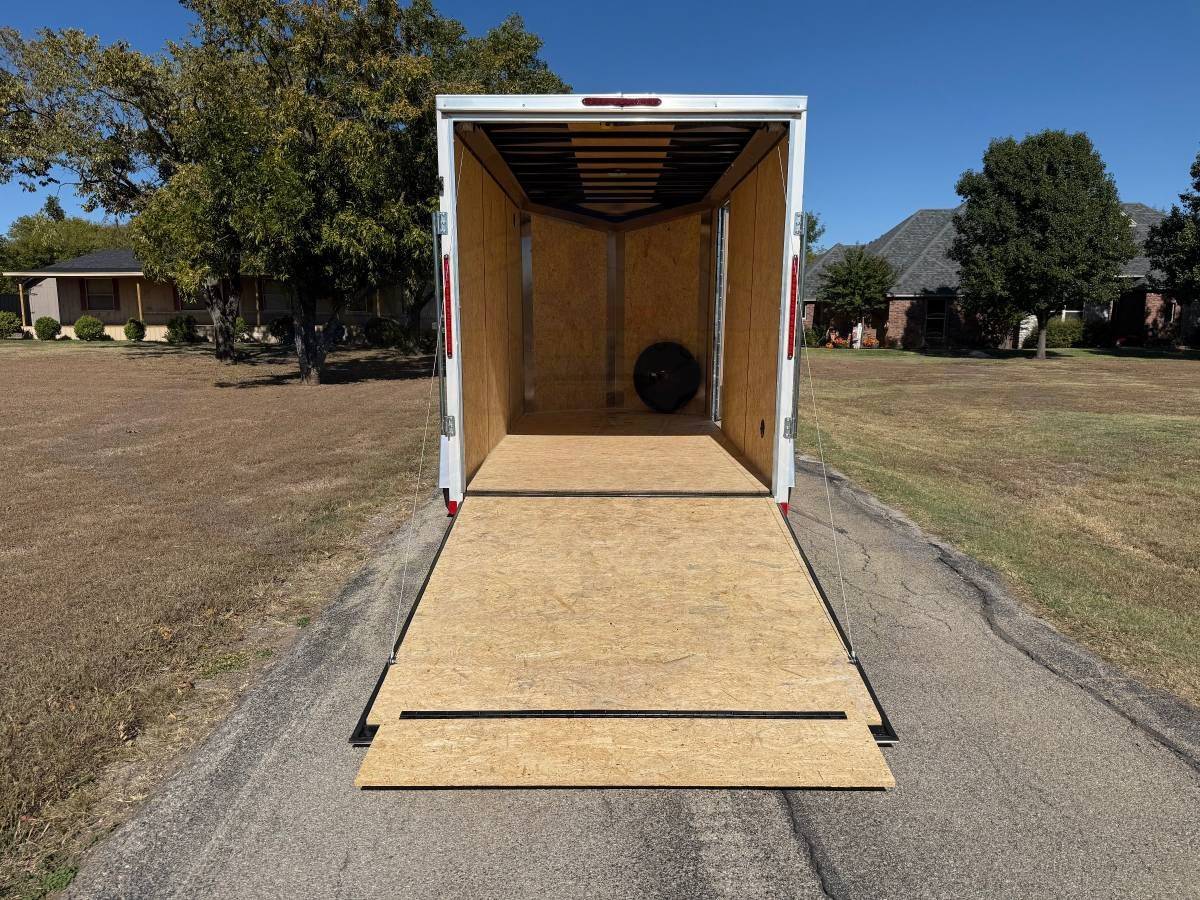 2026 LOOK 6' X 12' SINGLE AXLE ENCLOSED CARGO TRAILER W/ SPARE, WHITE 2,990 GVWR - Image 6
