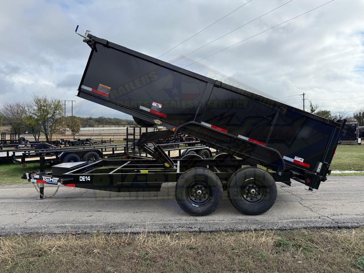 2026 TOP HAT 83" X 14' DUMP TRAILER WITH 3' SIDEWALLS, TARP, RAMPS AND SPARE 14,000 GVWR - Image 5