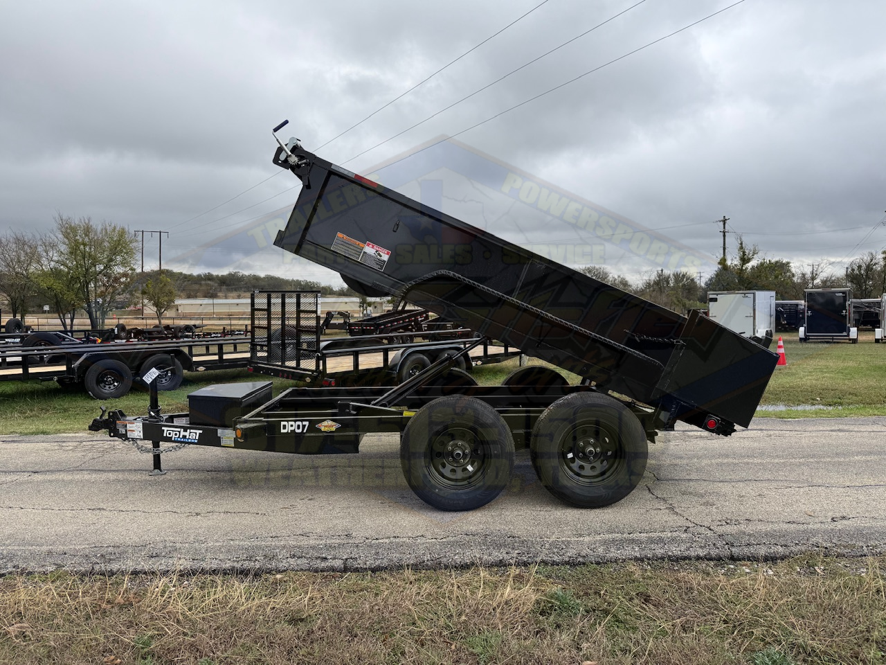 2026 TOP HAT 5' X 10' DUMP TRAILER WITH TARP AND SPARE 7,000 GVWR - Image 6
