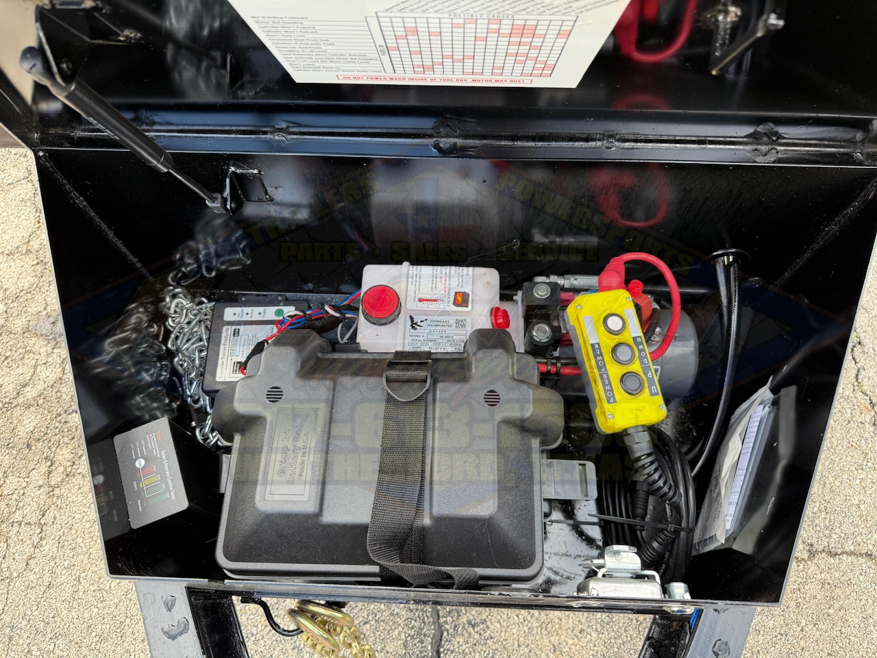 2026 TOP HAT 83" X 14' DUMP TRAILER WITH 3' SIDEWALLS, TARP, RAMPS AND SPARE 14,000 GVWR - Image 8