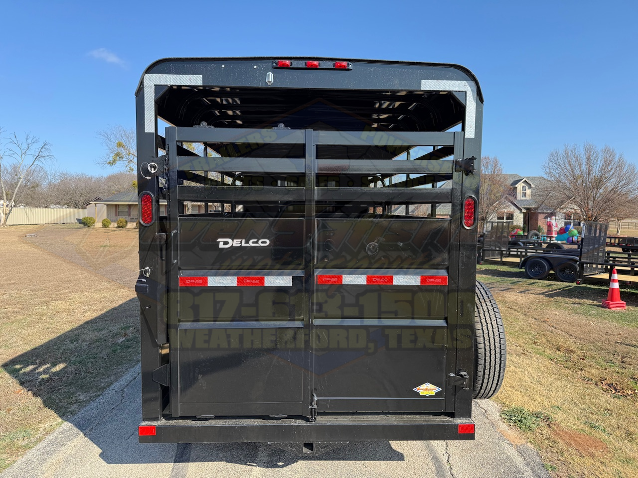 2026 DELCO 6' X 16' BUMPER PULL STOCK TRAILER CHARCOAL 12,000 GVWR - Image 5