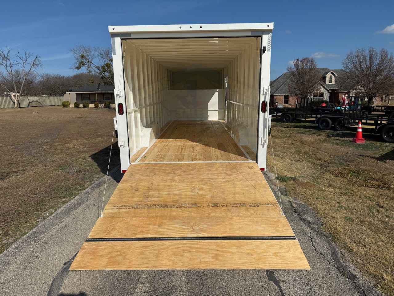 2026 DELCO 8' X 24' ALL STEEL GOOSENECK CARGO TRAILER WITH SIDE DOOR, RAMP DOOR AND SPARE 14,000 GVWR - Image 9