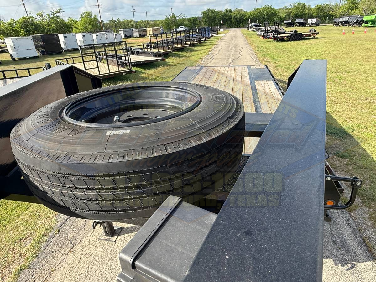 *USED* 2026 TOP HAT 102" X 25' GOOSENECK FLATBED TRAILER WITH RAMPS & SPARE 17500#GVWR - Image 12