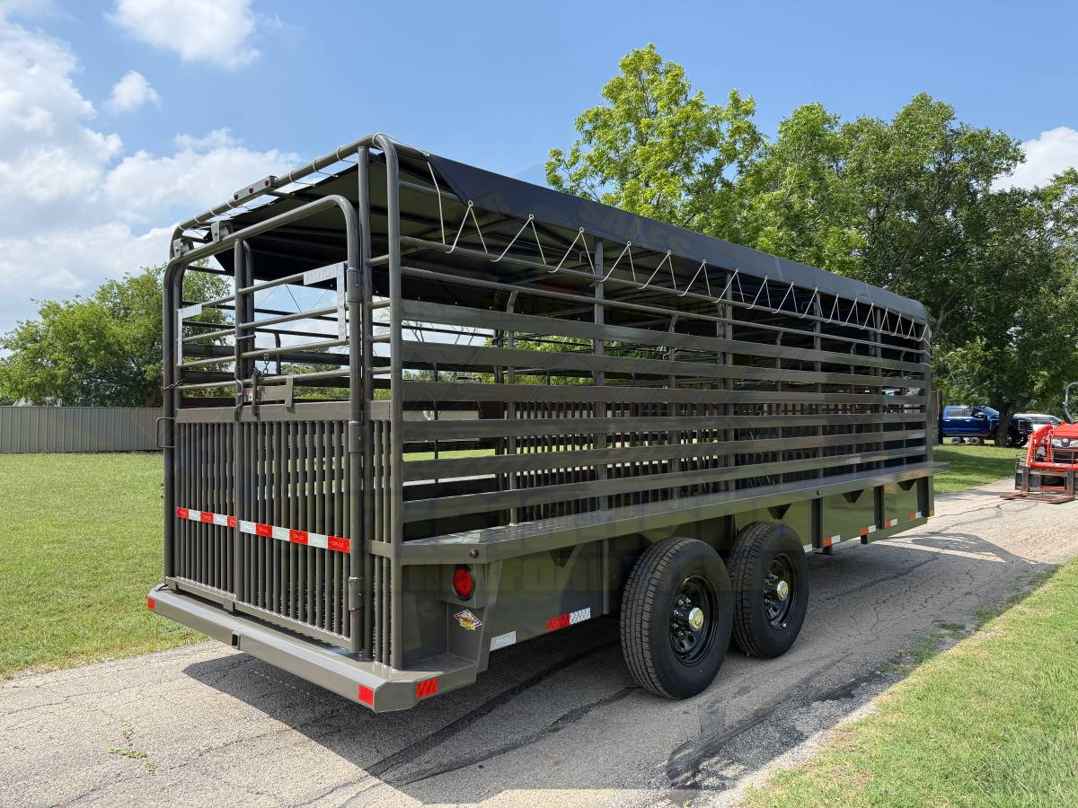 2026 DELCO 6′ 8″ X 20′ BAR TOP GOOSENECK CATTLE STOCK TRAILER 14K-GVWR FORD MARSH GRAY - Image 4