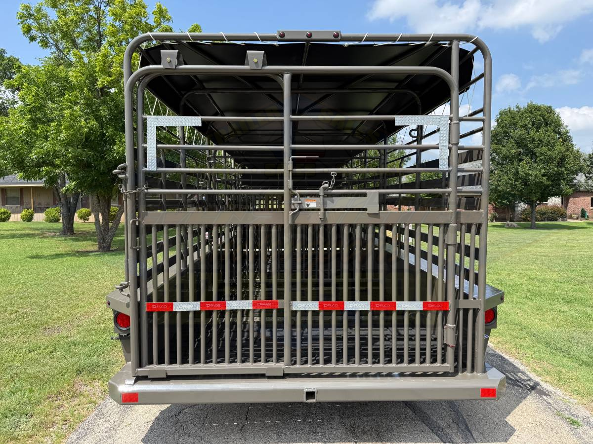 2026 DELCO 6′ 8″ X 20′ BAR TOP GOOSENECK CATTLE STOCK TRAILER 14K-GVWR FORD MARSH GRAY - Image 5