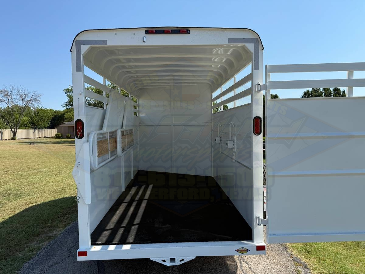 2026 DELCO 6' X 16' 3 HORSE BUMPER PULL TRAILER WITH SPARE, WHITE 12,000 GVWR - Image 6