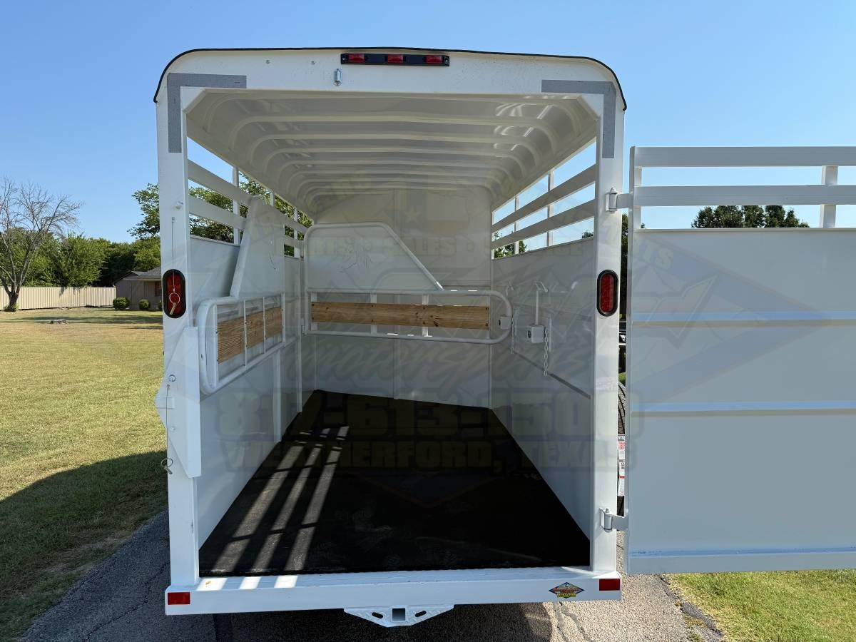 2026 DELCO 6' X 16' 3 HORSE BUMPER PULL TRAILER WITH SPARE, WHITE 12,000 GVWR - Image 7