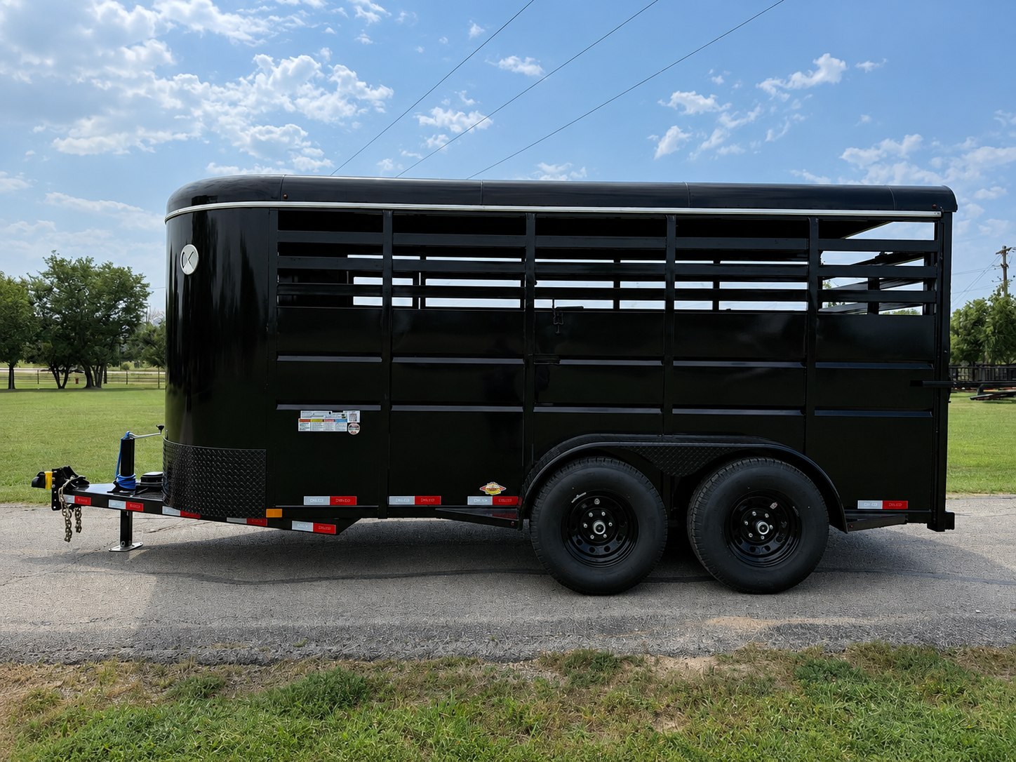 2026 DELCO 6' X 16' BUMPER PULL STOCK TRAILER BLACK 12,000 GVWR - Image 10