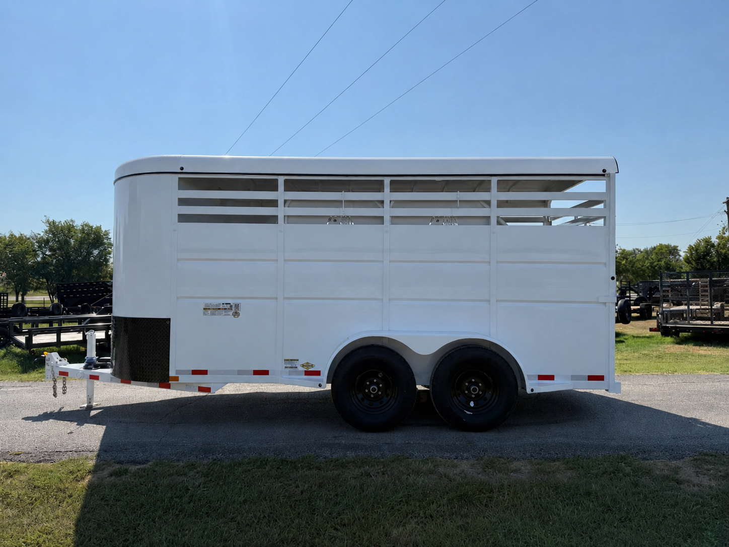 2026 DELCO 6' X 16' 3 HORSE BUMPER PULL TRAILER WITH SPARE, WHITE 12,000 GVWR - Image 10