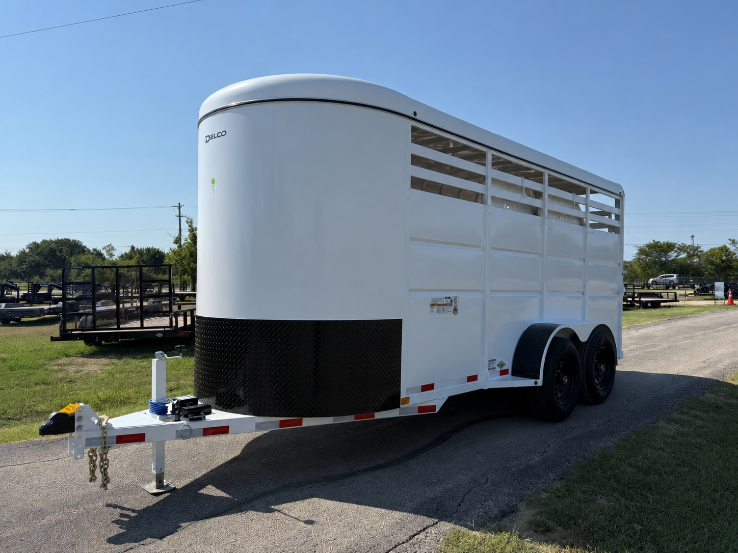 2026 DELCO 6' X 16' 3 HORSE BUMPER PULL TRAILER WITH SPARE, WHITE 12,000 GVWR - Image 11