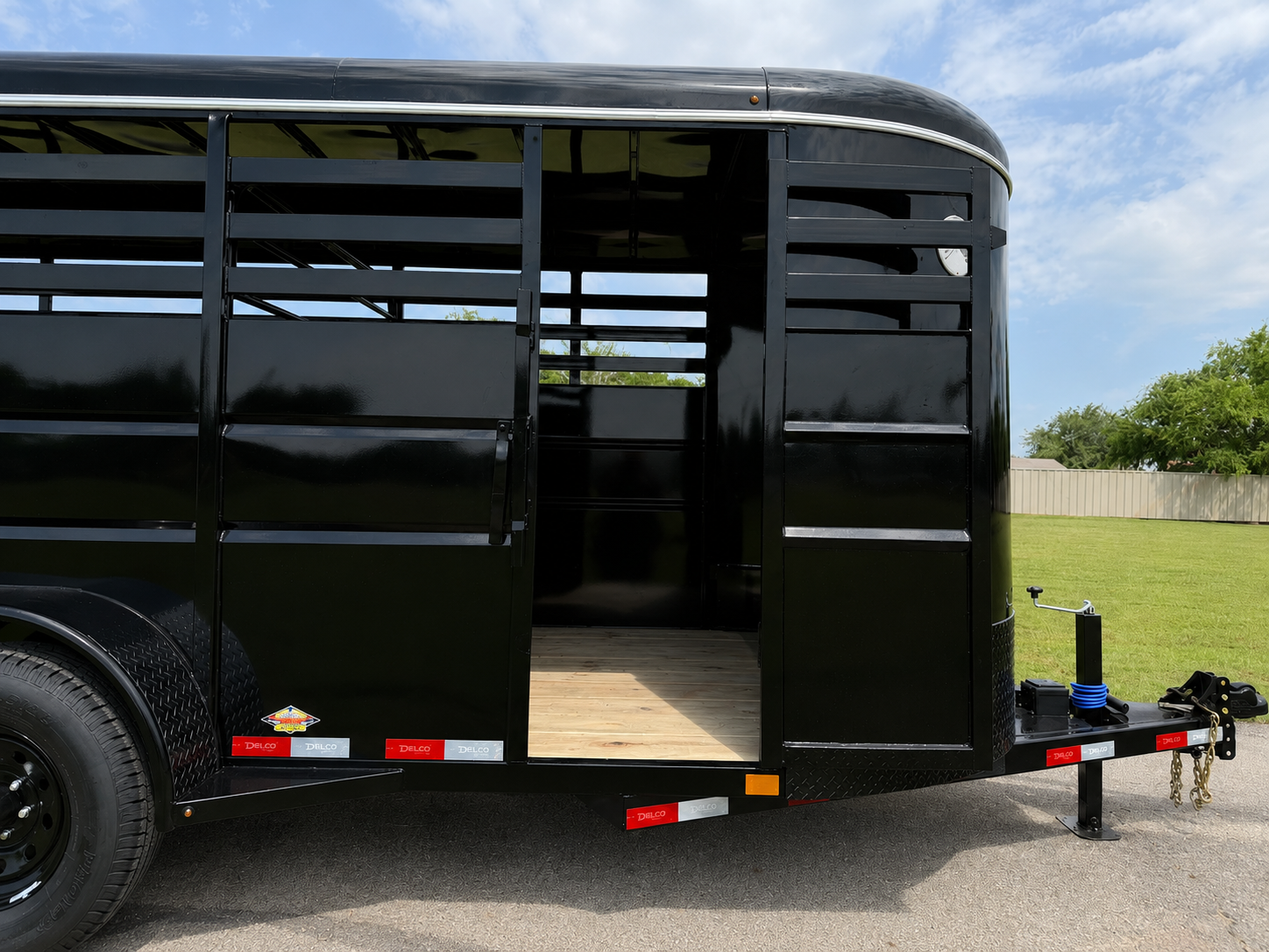 2026 DELCO 6' X 16' BUMPER PULL STOCK TRAILER BLACK 12,000 GVWR - Image 13